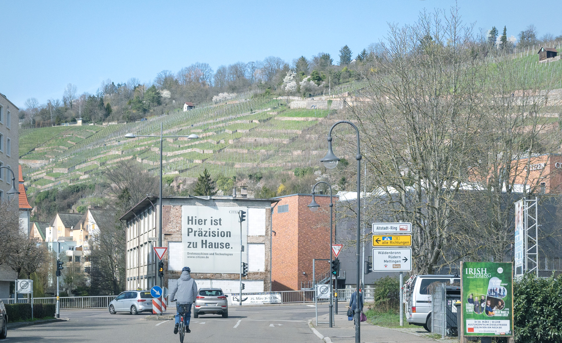 德國 Stuttgart（斯圖加特）鄰近古鎮 Esslingen am Neckar（埃斯林根），葡萄園景觀步道